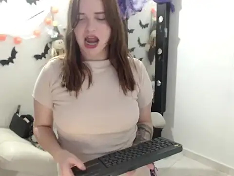 SoeDymond online show from 10-25-25, 09:53