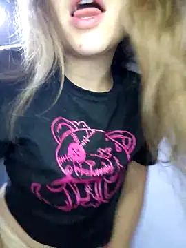 bambiluly online show from 10-17-25, 11:07