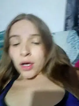 bambiluly online show from 11-06-25, 10:21