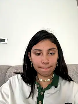 RollinGirl  online show from 10-23-25, 06:17