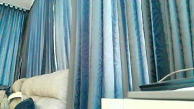 RollinGirl  online show from 10-28-25, 10:12