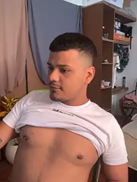 Snapshot of Hizli__ chatting on 12-04-25, 09:34 Hizli online show from 12-04-25, 09:34