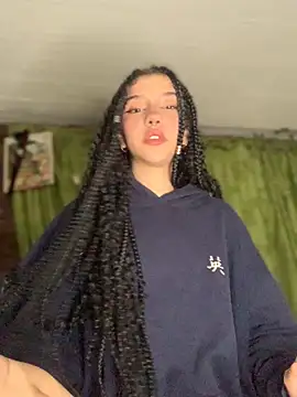 MiaaCute- online show from 11-06-25, 09:43