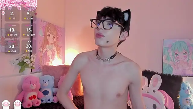 Strawberry Kitty  online show from 03-06-26, 03:58