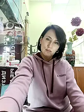 Snapshot of Luna_7777 chatting on 11-04-25, 01:54 Luna 7777 online show from 11-04-25, 01:54