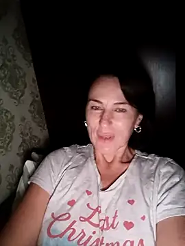 Snapshot of Luna_7777 chatting on 11-11-25, 09:37 Luna 7777 online show from 11-11-25, 09:37