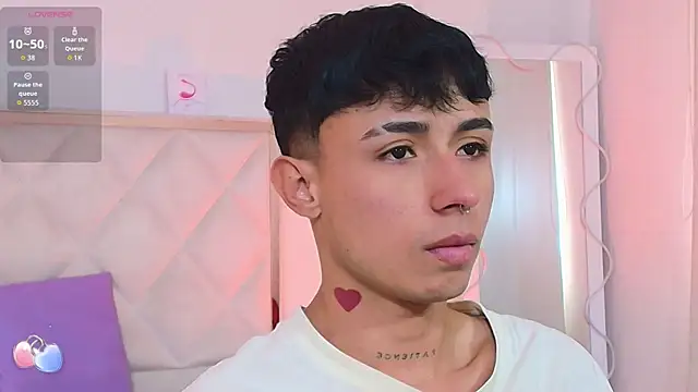 AZIEL TAY online show from 10-21-25, 02:29