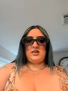 ImKatMeow online show from 04-25-26, 04:26