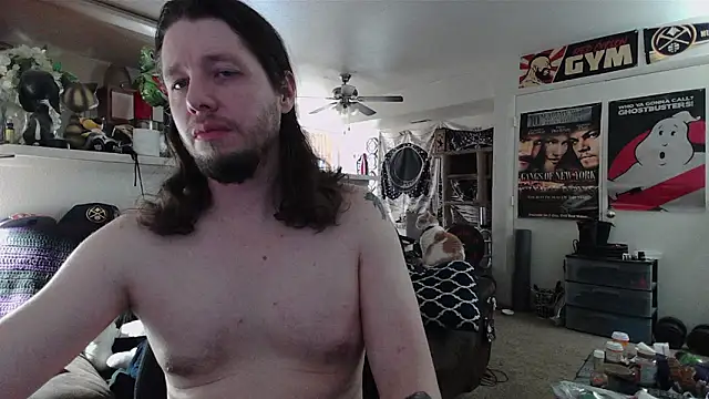 biggerisbetter12 online show from 03-08-26, 04:00