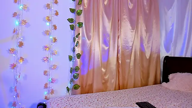 Milie yue online show from 11-11-25, 02:06