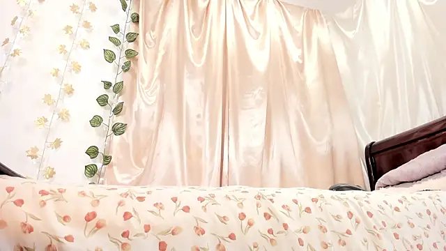 Milie yue online show from 11-24-25, 02:06