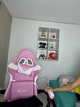  Alicee 1 online show from 05-20-26, 12:28