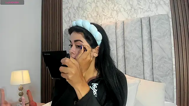 Snapshot of goddessfeetxx chatting on 10-27-25, 08:57 goddessfeetxx online show from 10-27-25, 08:57