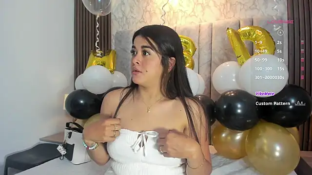 Snapshot of goddessfeetxx chatting on 11-21-25, 08:40 goddessfeetxx online show from 11-21-25, 08:40