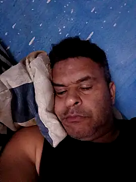 Snapshot of mineiro0388 chatting on 11-25-25, 03:28 mineiro0388 online show from 11-25-25, 03:28