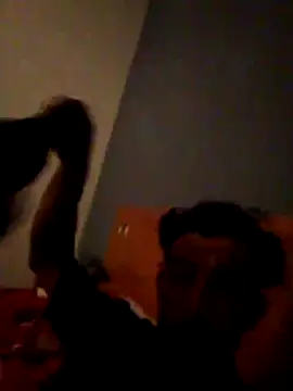 Snapshot of Orlao25cm chatting on 10-29-25, 03:09 Orlao25cm online show from 10-29-25, 03:09