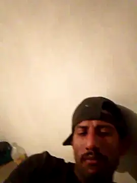 Snapshot of Orlao25cm chatting on 12-04-25, 04:55 Orlao25cm online show from 12-04-25, 04:55