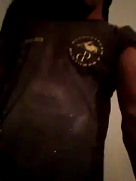 Snapshot of Orlao25cm chatting on 12-05-25, 01:47 Orlao25cm online show from 12-05-25, 01:47