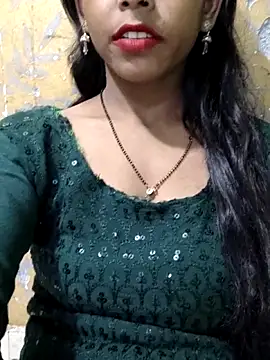 Itz Aisha   online show from 03-11-26, 06:08