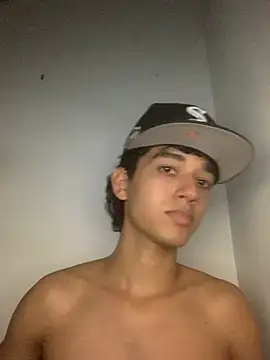 Alex king17 online show from 04-21-26, 10:12