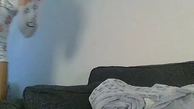 Snapshot of Dixie_Duchess chatting on 10-26-25, 08:09 Dixie Duchess online show from 10-26-25, 08:09