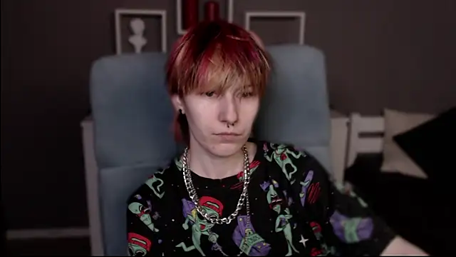 guitarandangell online show from 04-12-26, 06:24