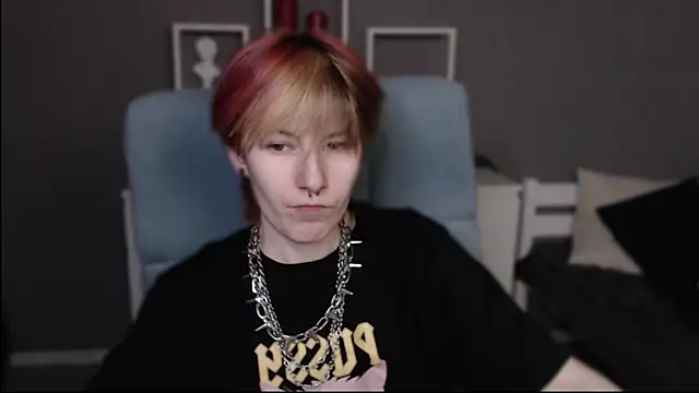 guitarandangell online show from 04-21-26, 09:04