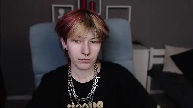 guitarandangell online show from 04-24-26, 07:33