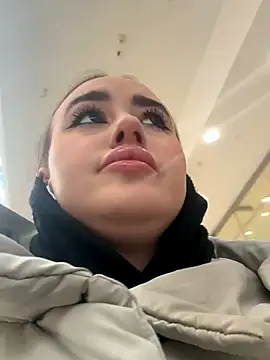 Snapshot of KiraSunshine chatting on 11-11-25, 03:50 KiraSunshine online show from 11-11-25, 03:50