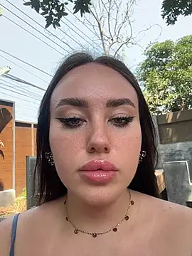 KiraSunshine online show from 02-22-26, 04:57