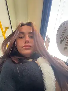 KiraSunshine online show from 04-10-26, 06:07