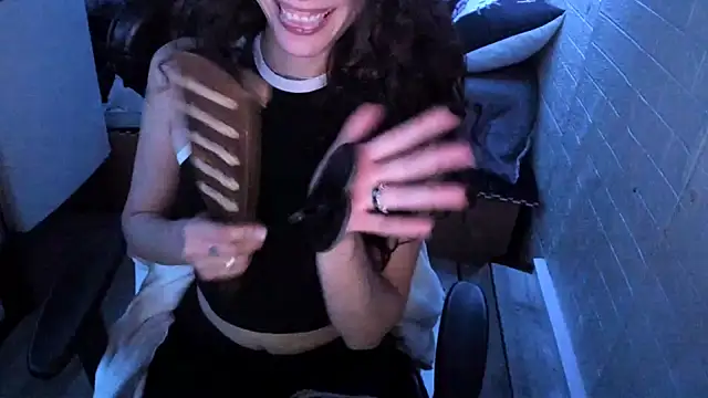 MartesBratty online show from 02-26-26, 02:10