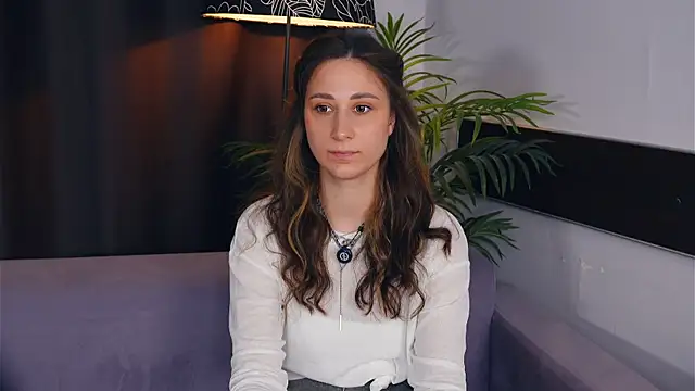 Snapshot of PatKnotek chatting on 10-21-25, 08:26 PatKnotek online show from 10-21-25, 08:26