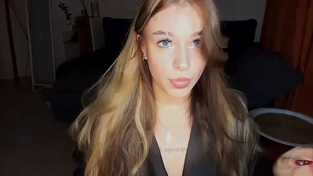 Snapshot of Babymoney_2007 chatting on 10-22-25, 08:52 Babymoney 2007 online show from 10-22-25, 08:52