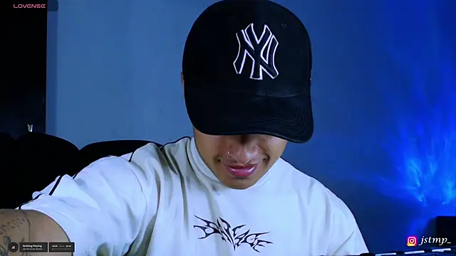 jhon mendoza  online show from 11-06-25, 04:46