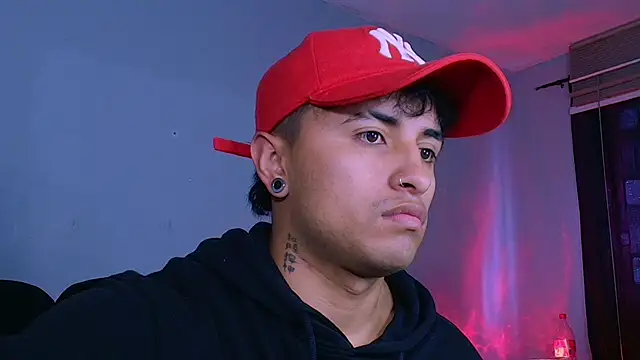 jhon mendoza  online show from 11-17-25, 06:35