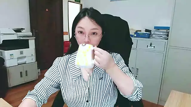 OL-Bai-Jie online show from 05-11-26, 02:17