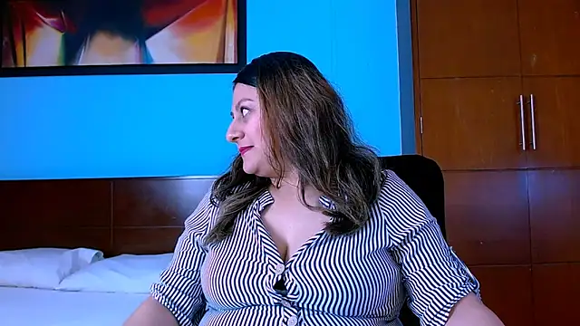Lucero Lady 38 online show from 10-25-25, 01:18