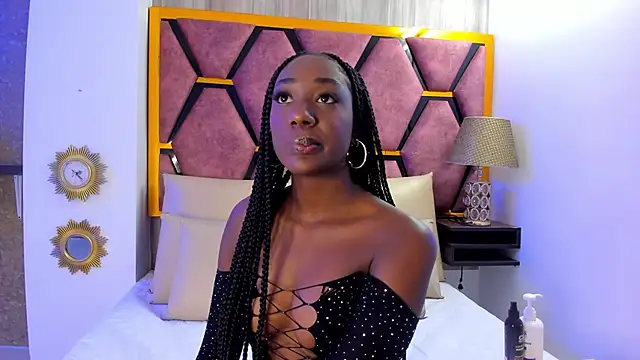 BritneyWalkers online show from 11-26-25, 11:33