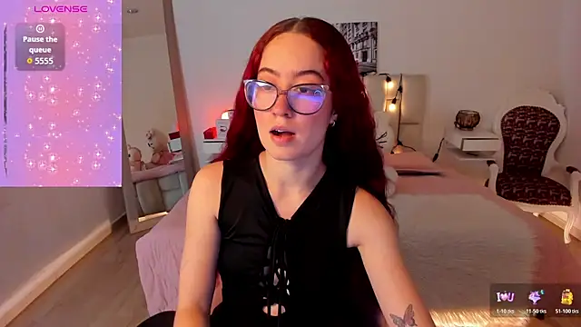 Amaraa couper1 online show from 10-24-25, 03:03