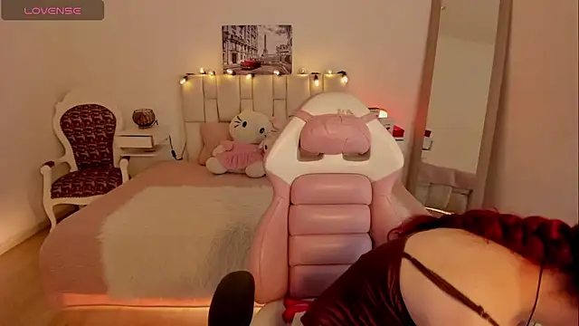 Amaraa couper1 online show from 10-31-25, 03:18