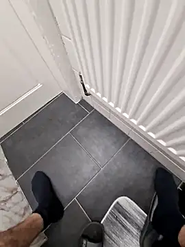 Snapshot of 16enes16 chatting on 10-26-25, 11:05 16enes16 online show from 10-26-25, 11:05