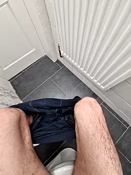 Snapshot of 16enes16 chatting on 12-17-25, 01:39 16enes16 online show from 12-17-25, 01:39