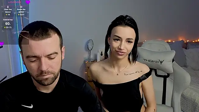 AdeleLaCr0ix online show from 11-24-25, 10:09