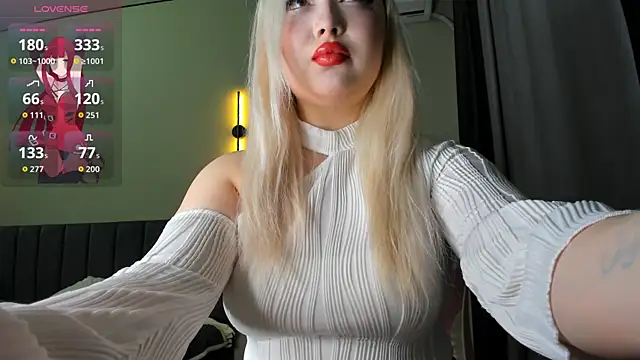 planes girl online show from 10-20-25, 01:11