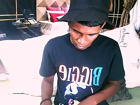 IndianThuggin online show from 04-25-26, 09:34