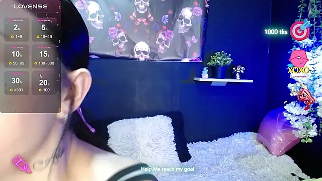 Snapshot of Emma_sweet_hot chatting on 02-13-26, 05:42 Emma sweet hot online show from 02-13-26, 05:42