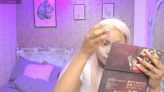 Sofia clk online show from 06-12-26, 03:05
