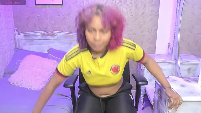Sofia clk online show from 06-13-26, 03:04