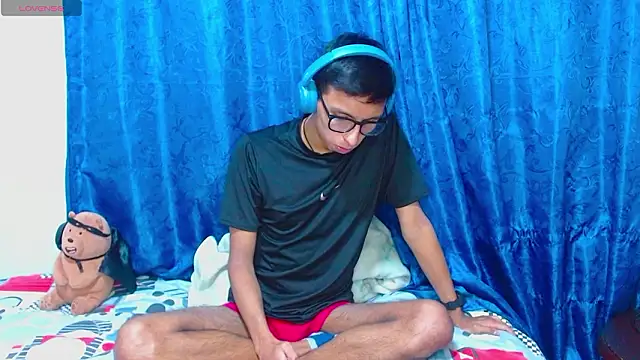 DavTwink3100 online show from 03-12-26, 01:34